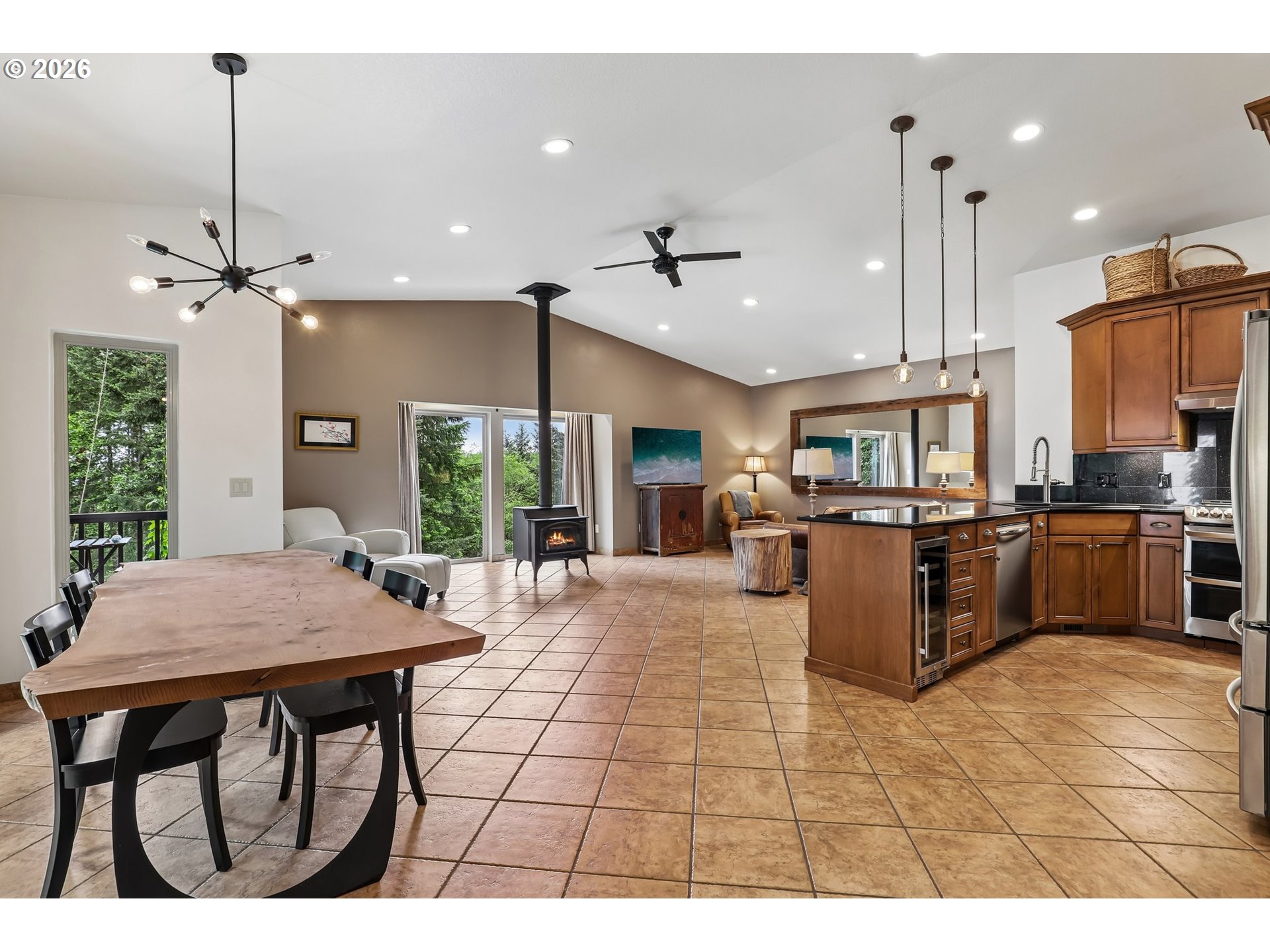 873 Mountain View Rd Property Photo 14