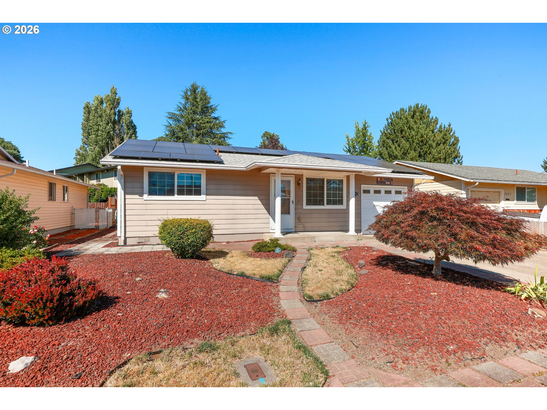 2247 Oregon Ct Property Photo 1