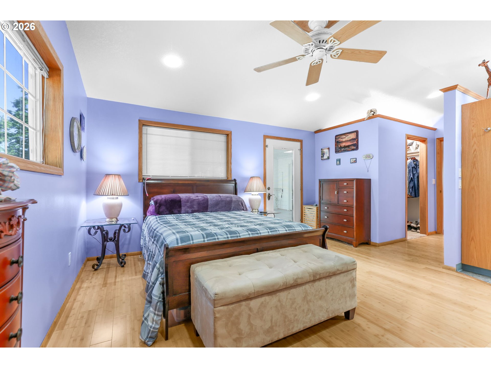 2247 Oregon Ct Property Photo 9
