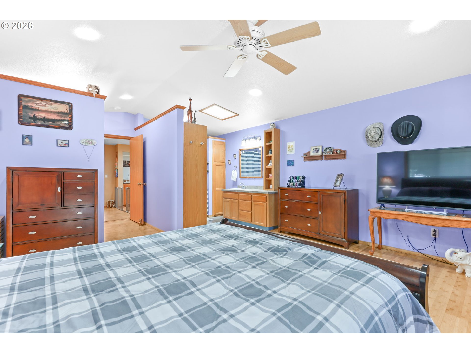 2247 Oregon Ct Property Photo 10