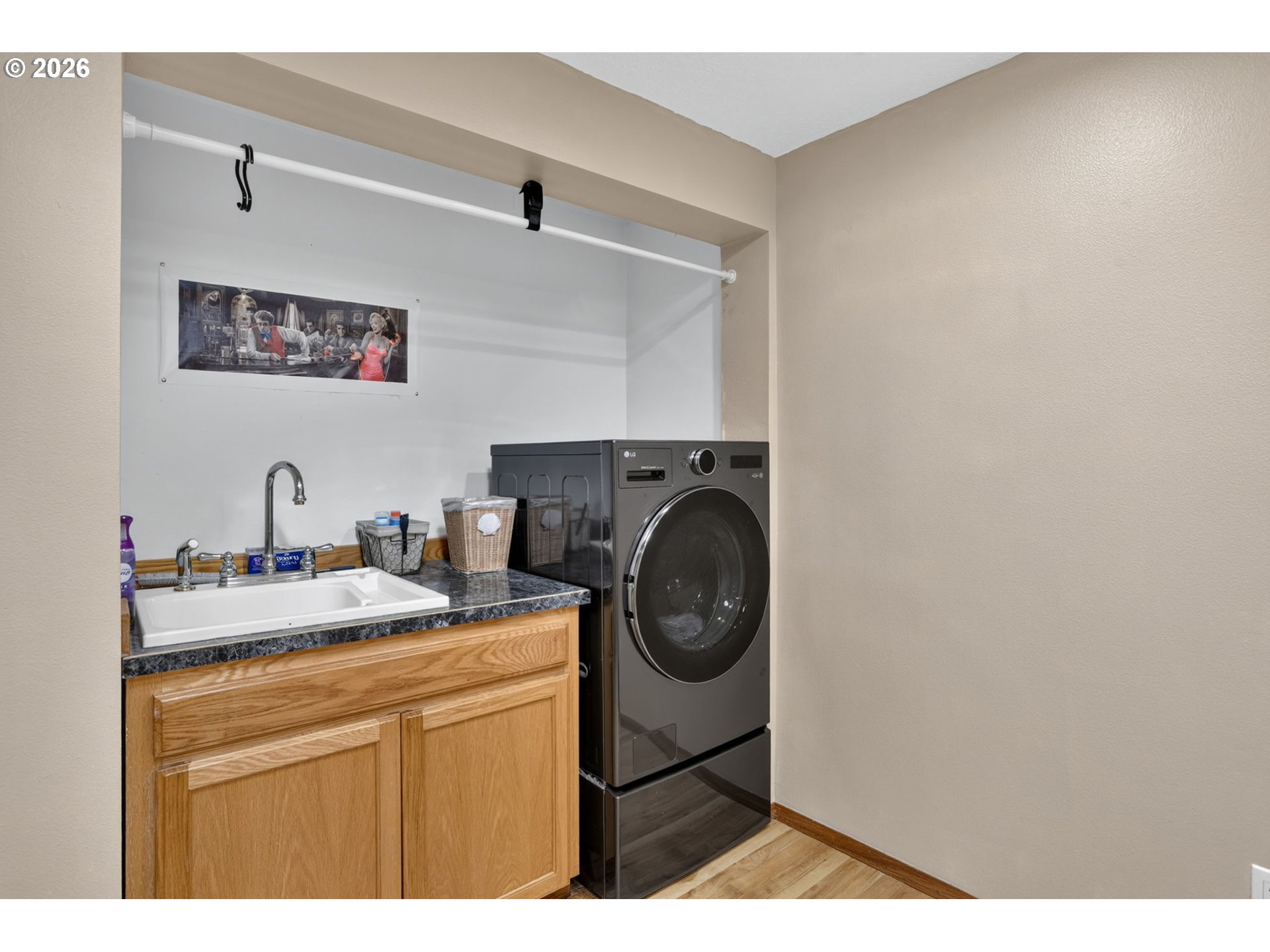 2247 Oregon Ct Property Photo 12