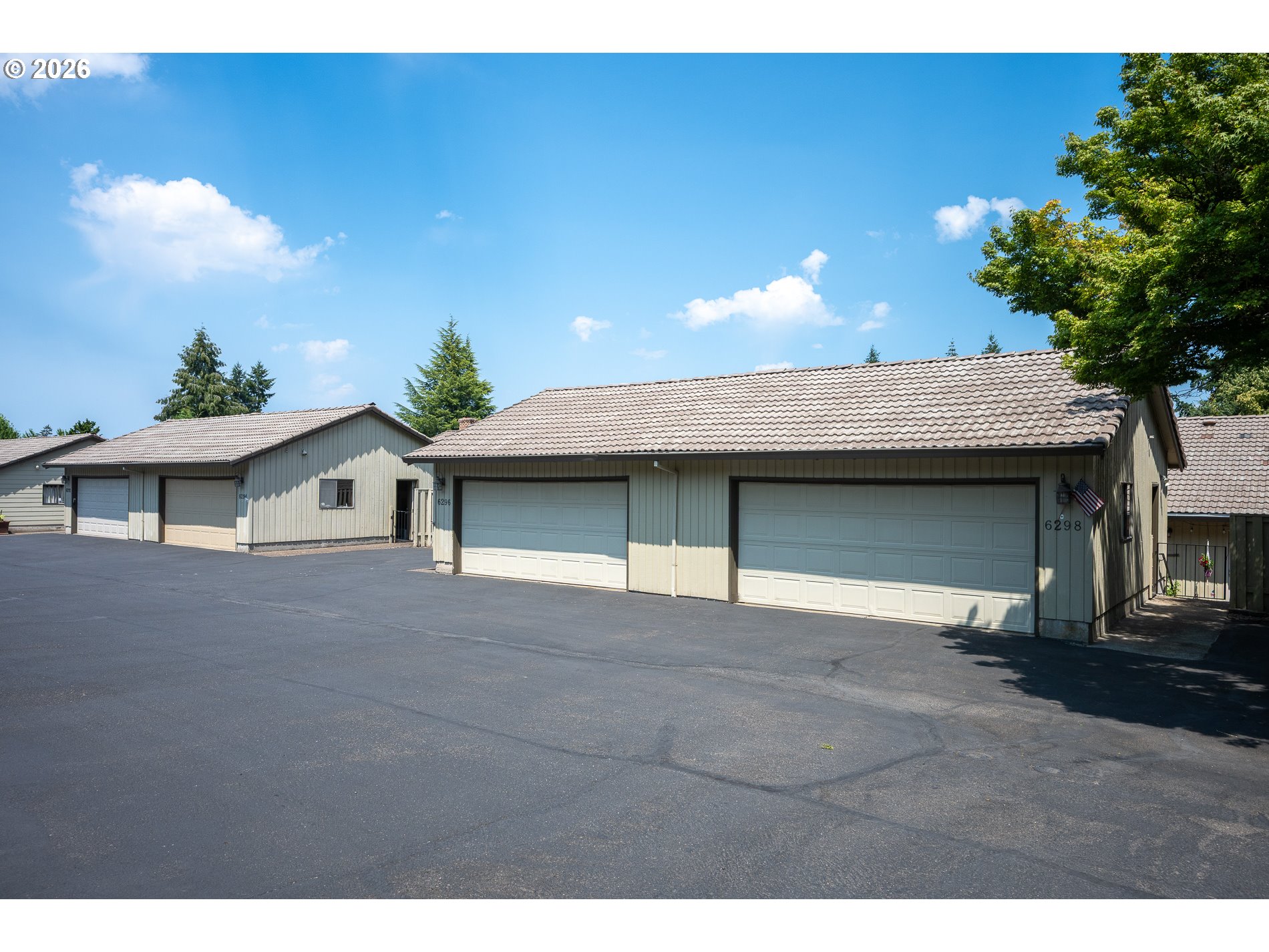 6296 Preakness Dr Property Photo 33