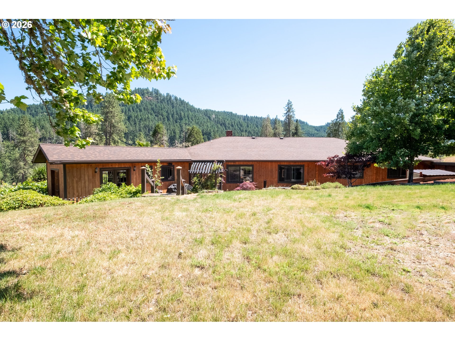 1329 Larson Rd Property Photo 1
