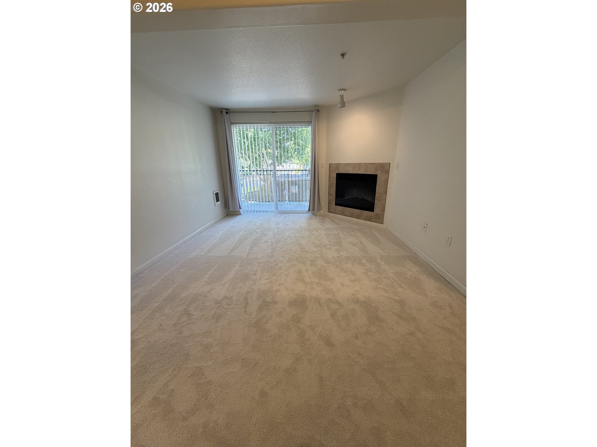 780 Nw 185th Ave 204 Property Photo 2