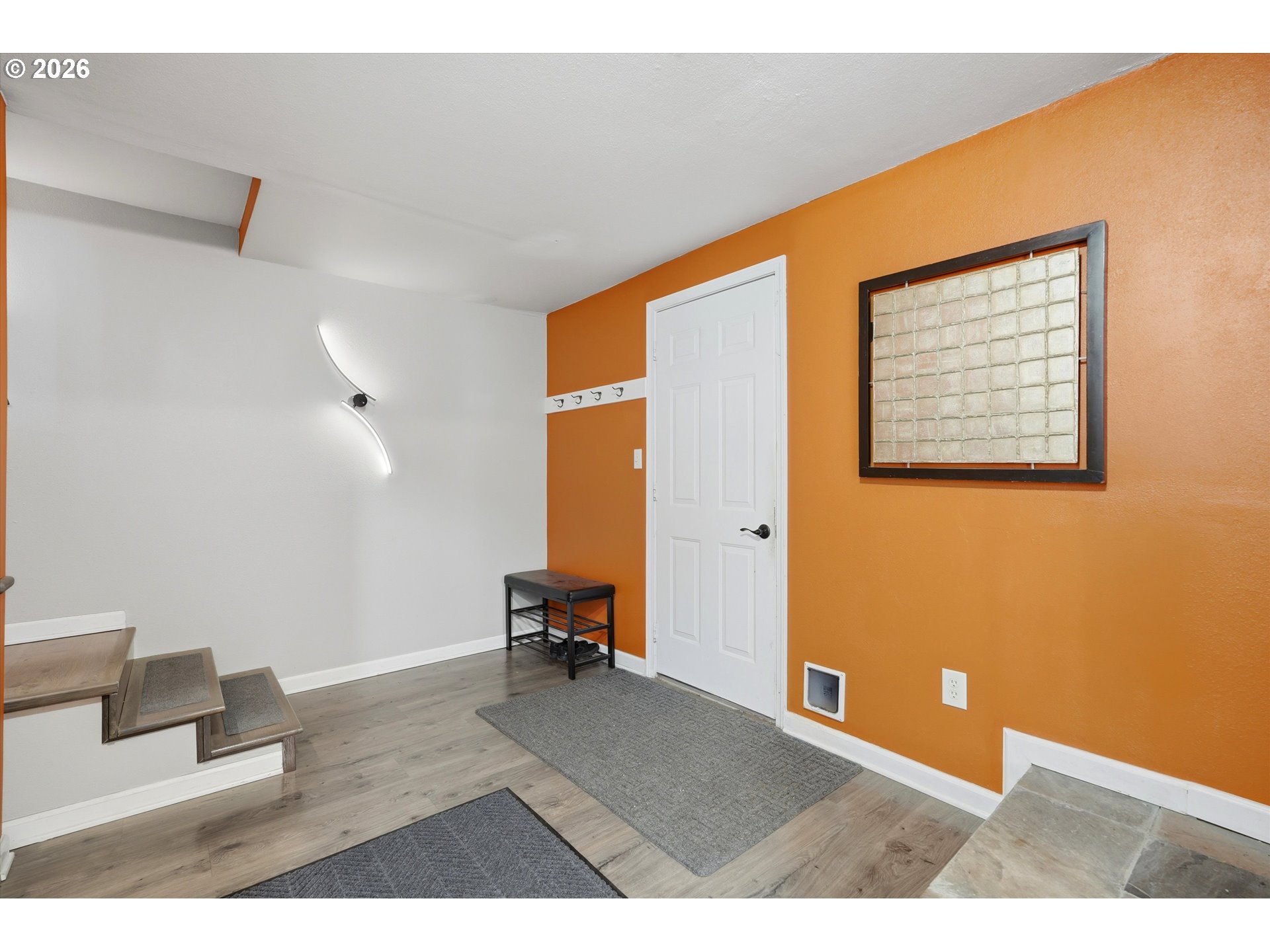 959 Lee St Property Photo 24