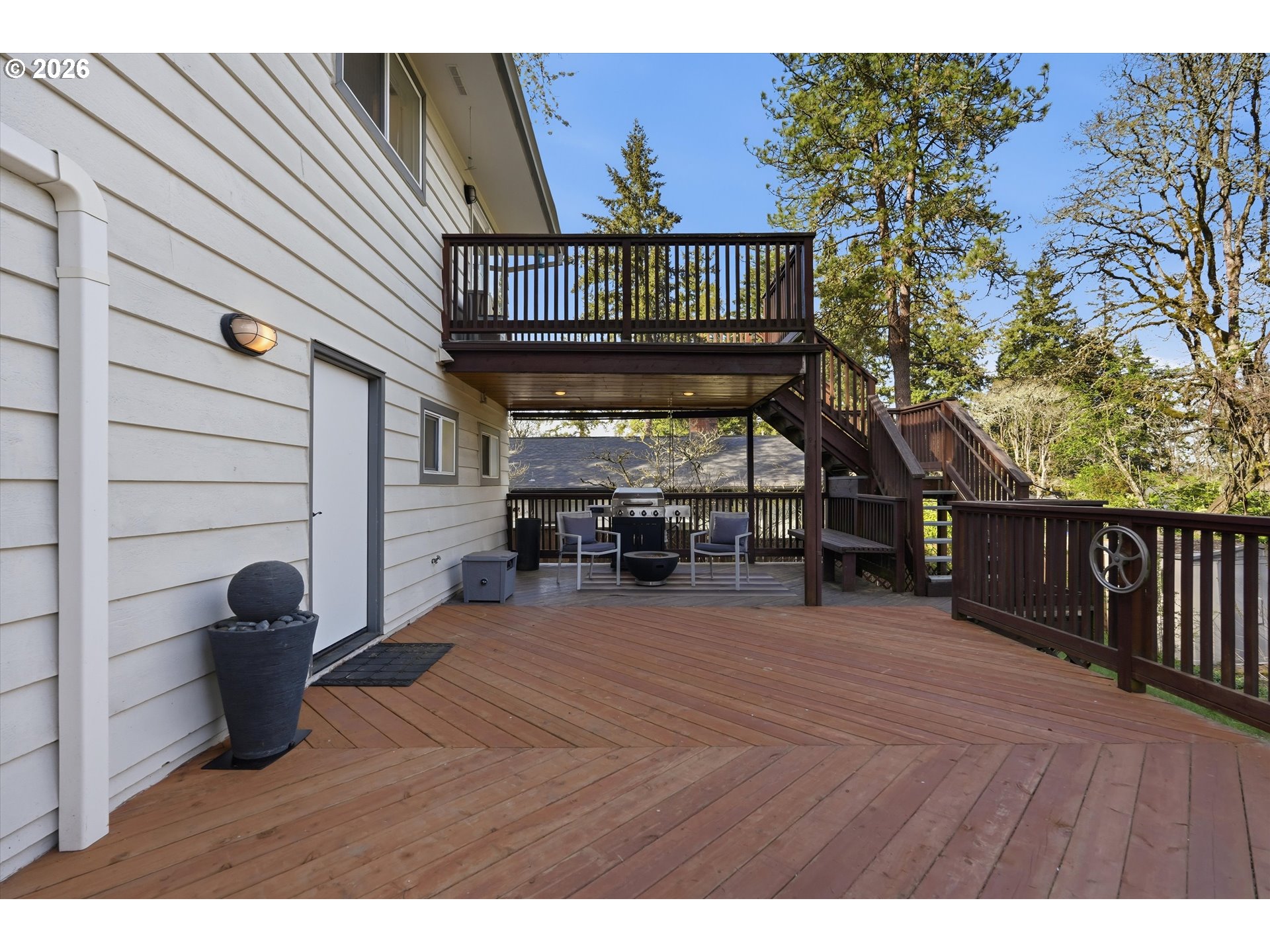 959 Lee St Property Photo 33
