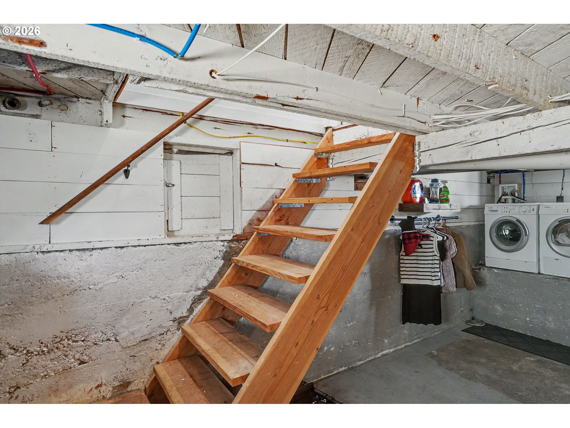 216 E Main St Property Photo 29