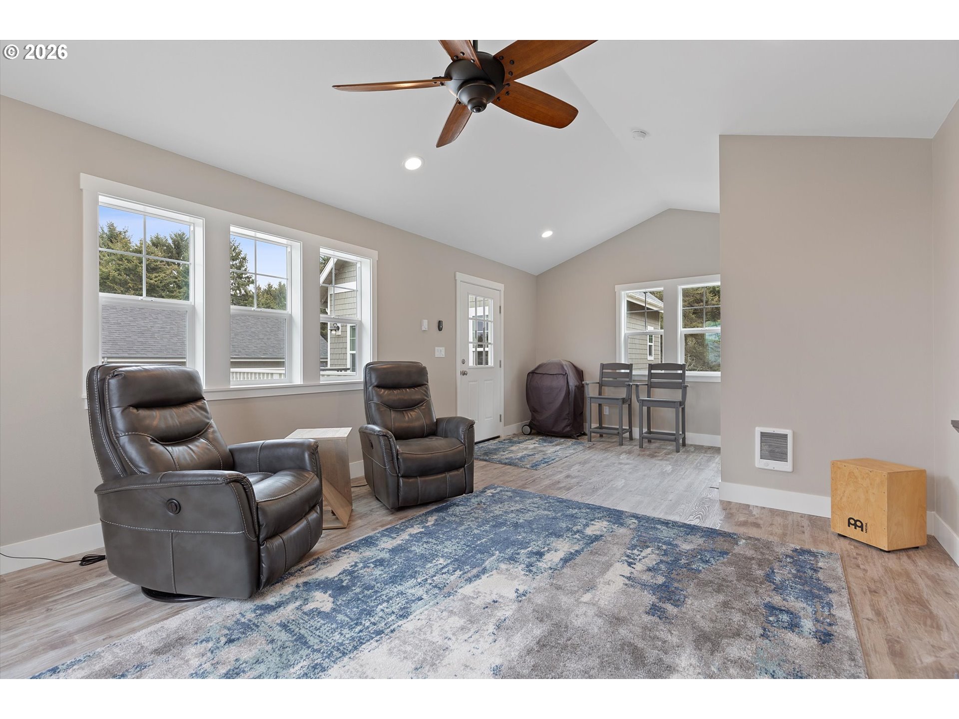 2065 Ne Mulberry Loop Property Photo 17