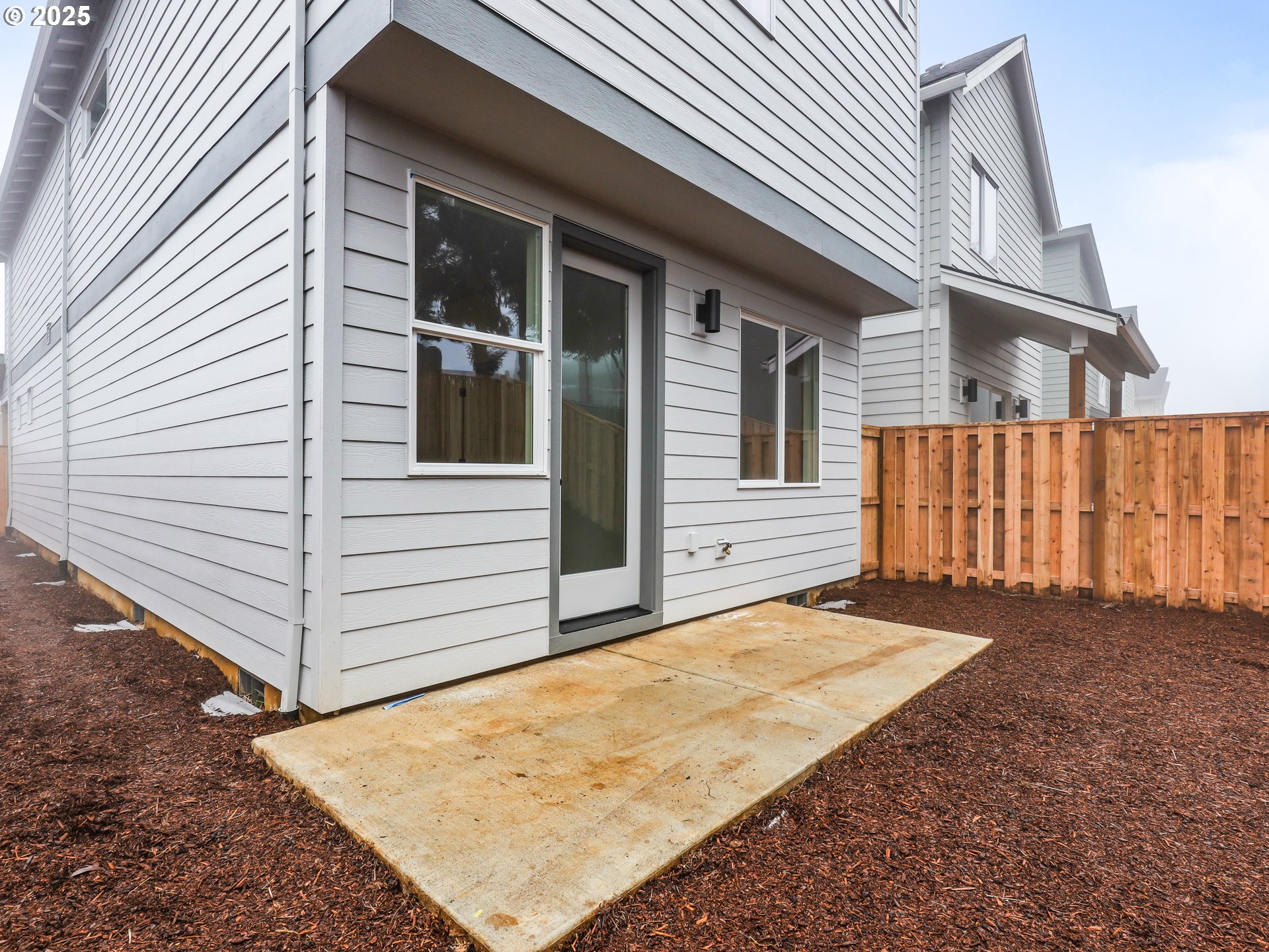 41920 Deschutes Ave Property Photo 34