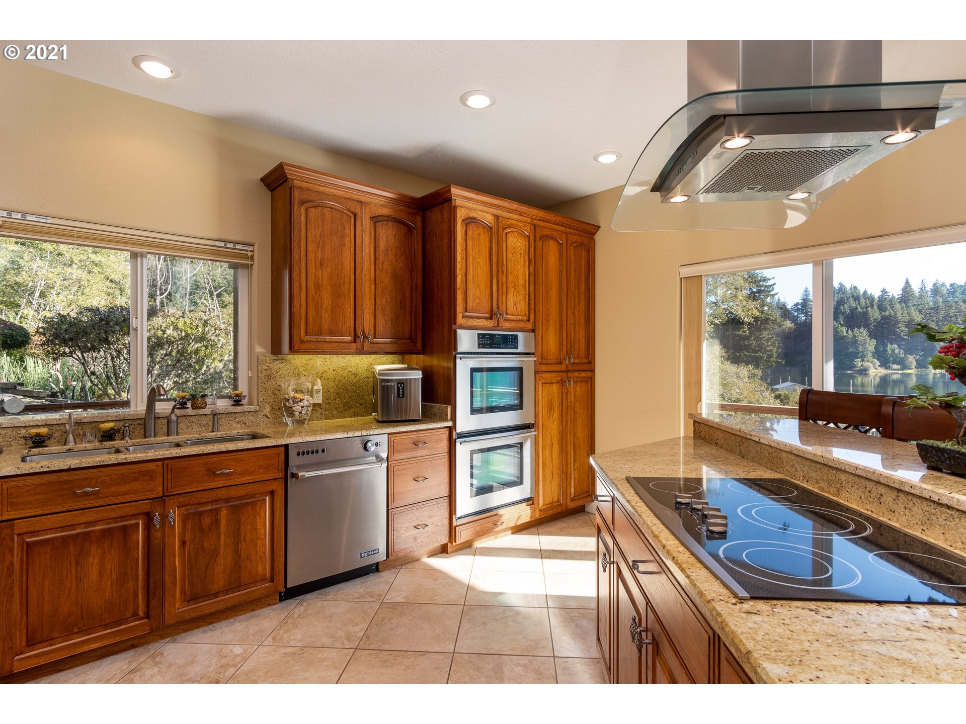 70946 Devore Arm Road Property Photo 13