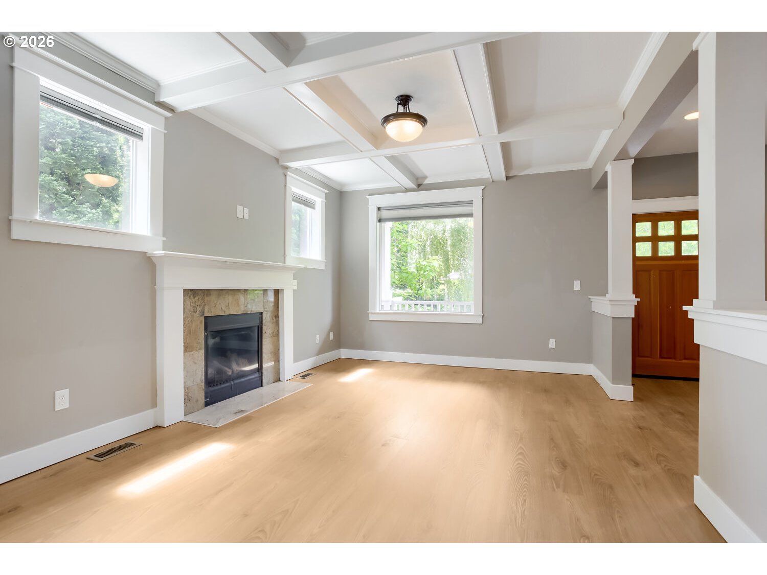 7604 N Washburne Ave Property Photo 7