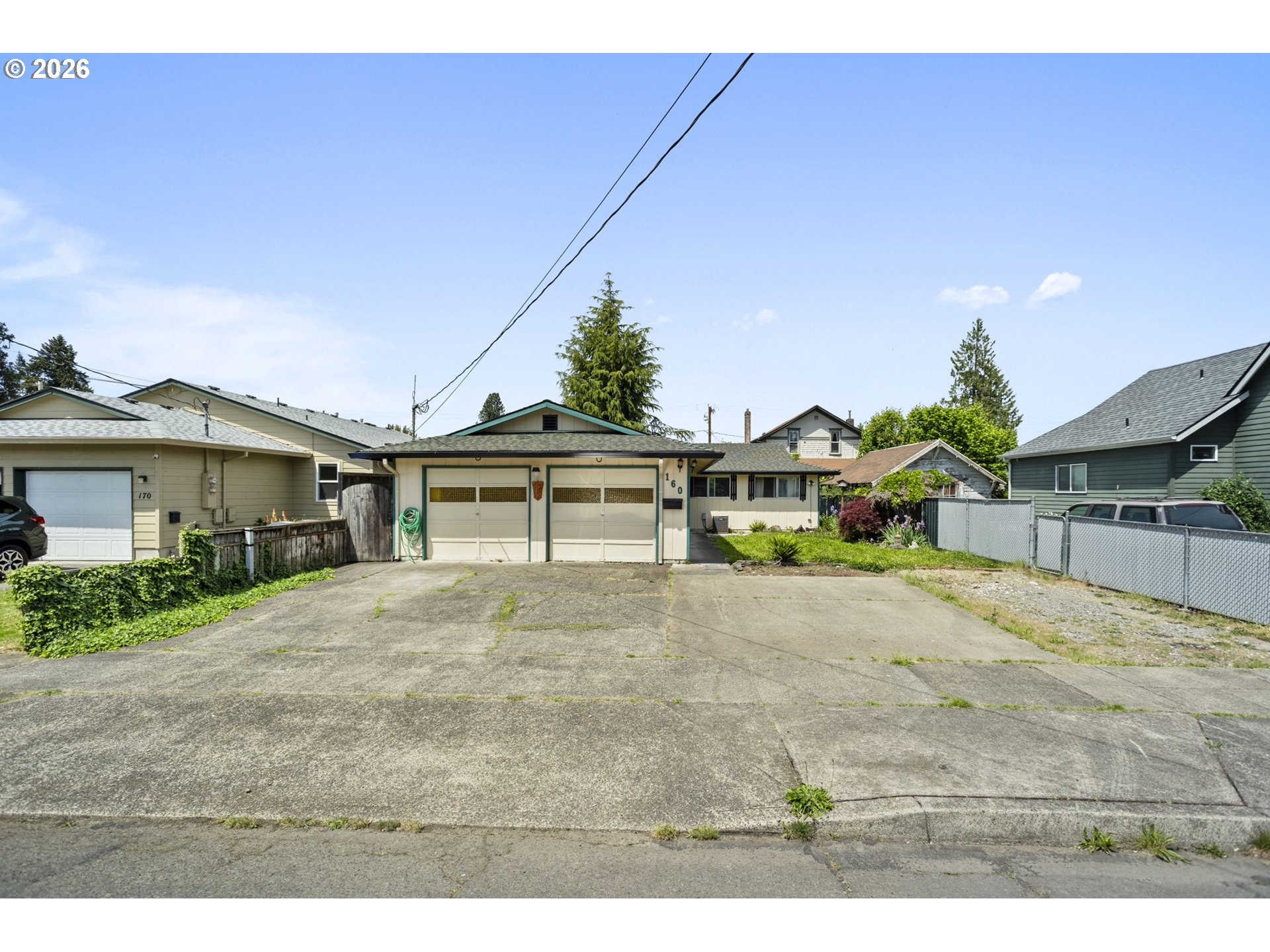 160 W Berkeley St Property Photo 3
