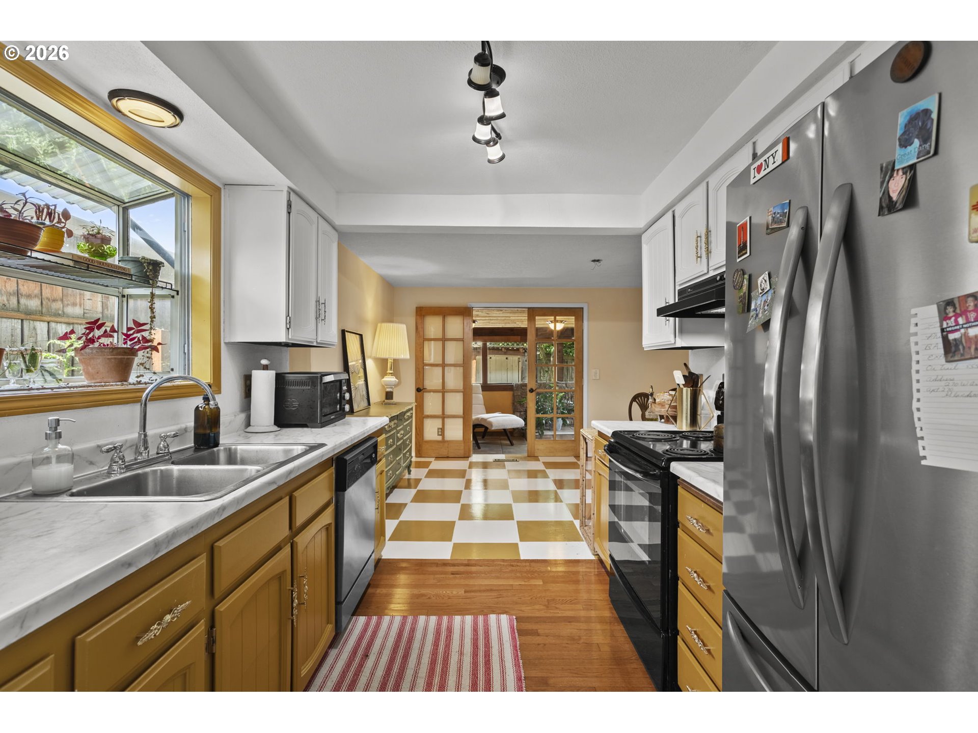 160 W Berkeley St Property Photo 13