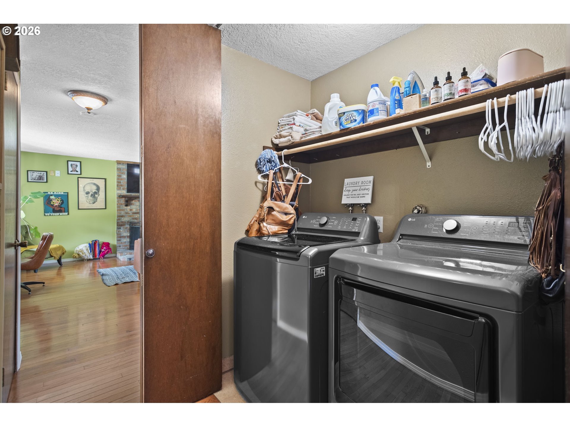 160 W Berkeley St Property Photo 19