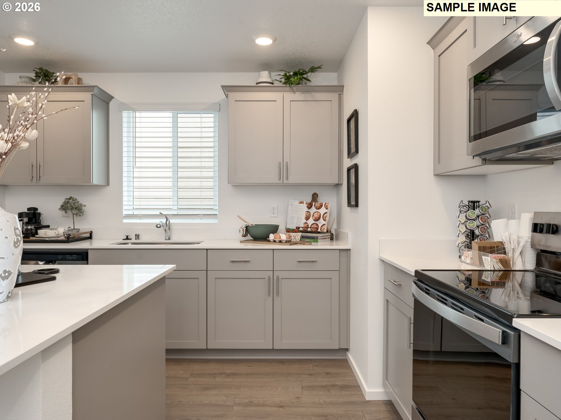 163 Coho Loop Property Photo 8