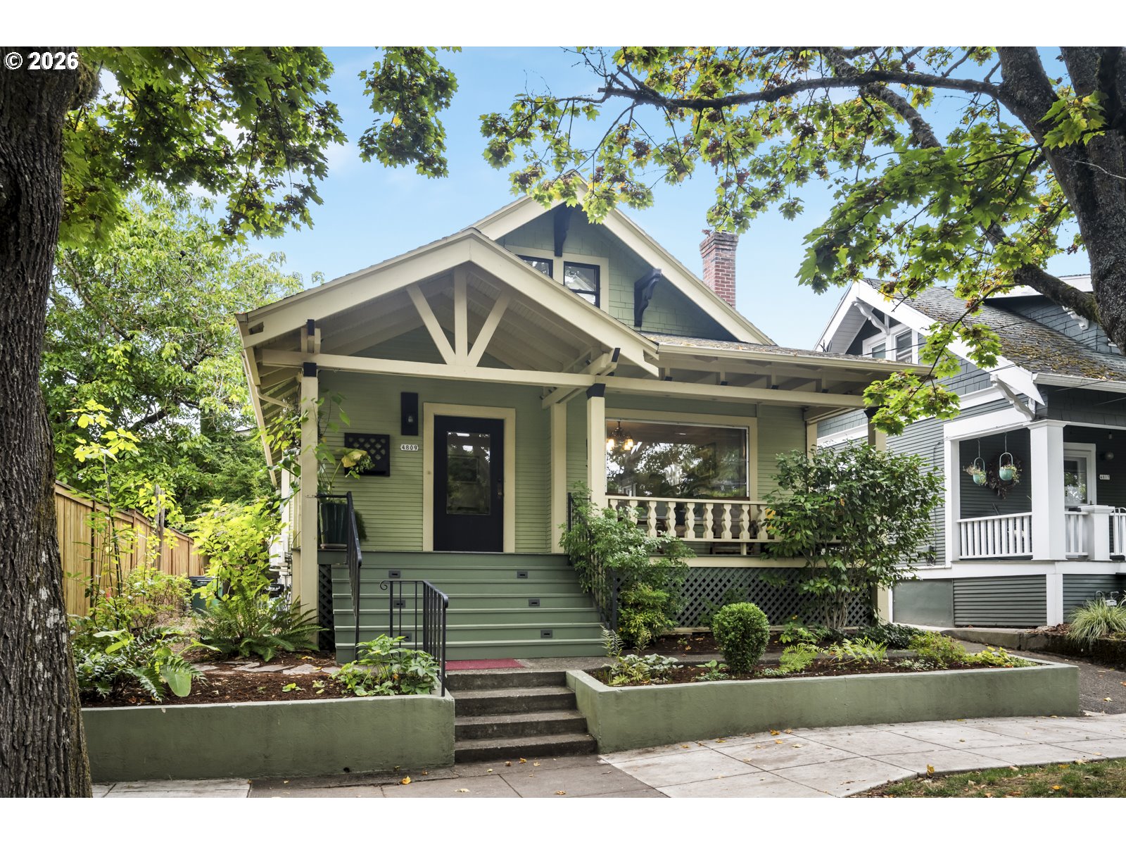 4809 Se Harrison St Property Photo 1