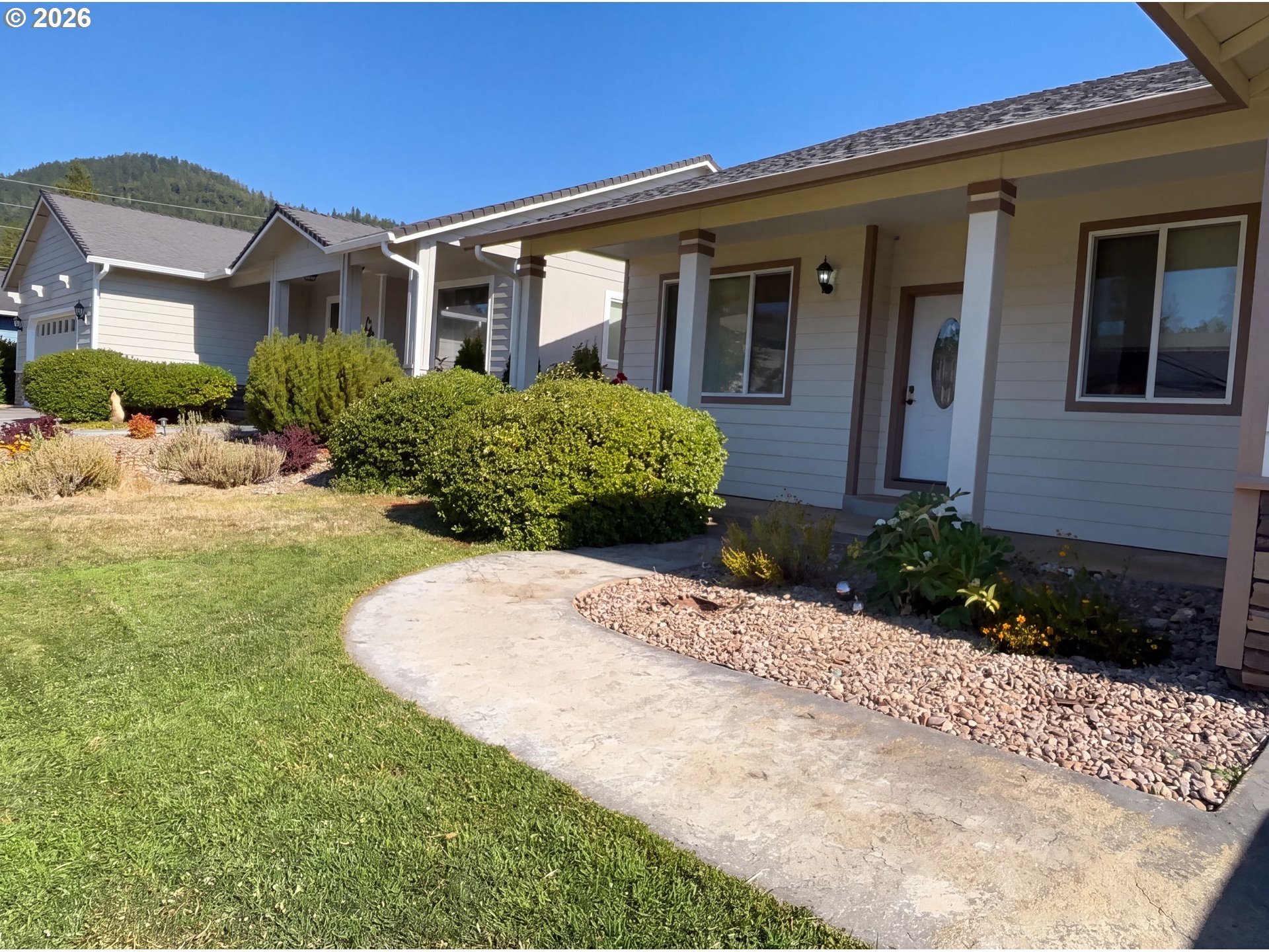 235 Cedar Brook Ln Property Photo 1