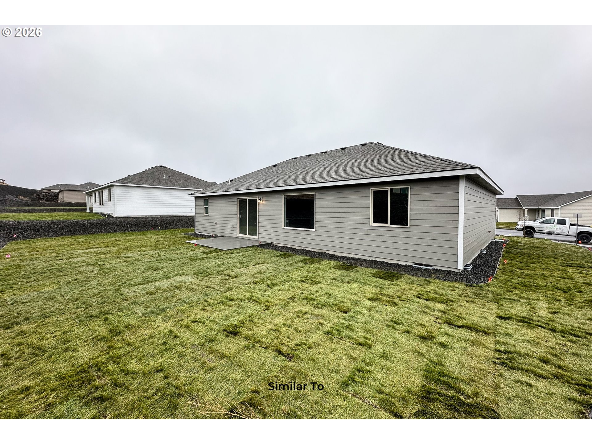 231 Sw Goldfinch Ln Property Photo 12