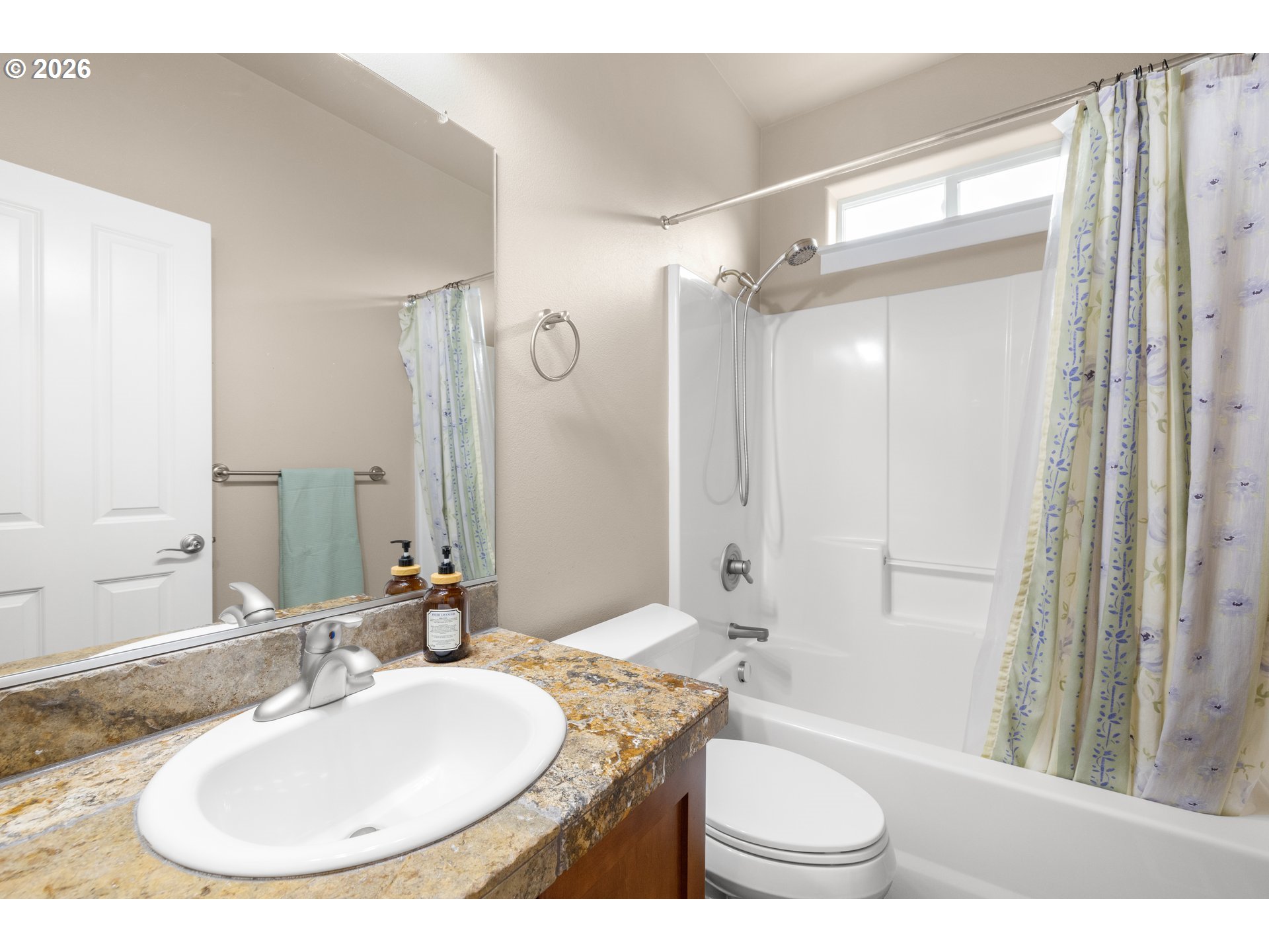 906 36th Pl Property Photo 17