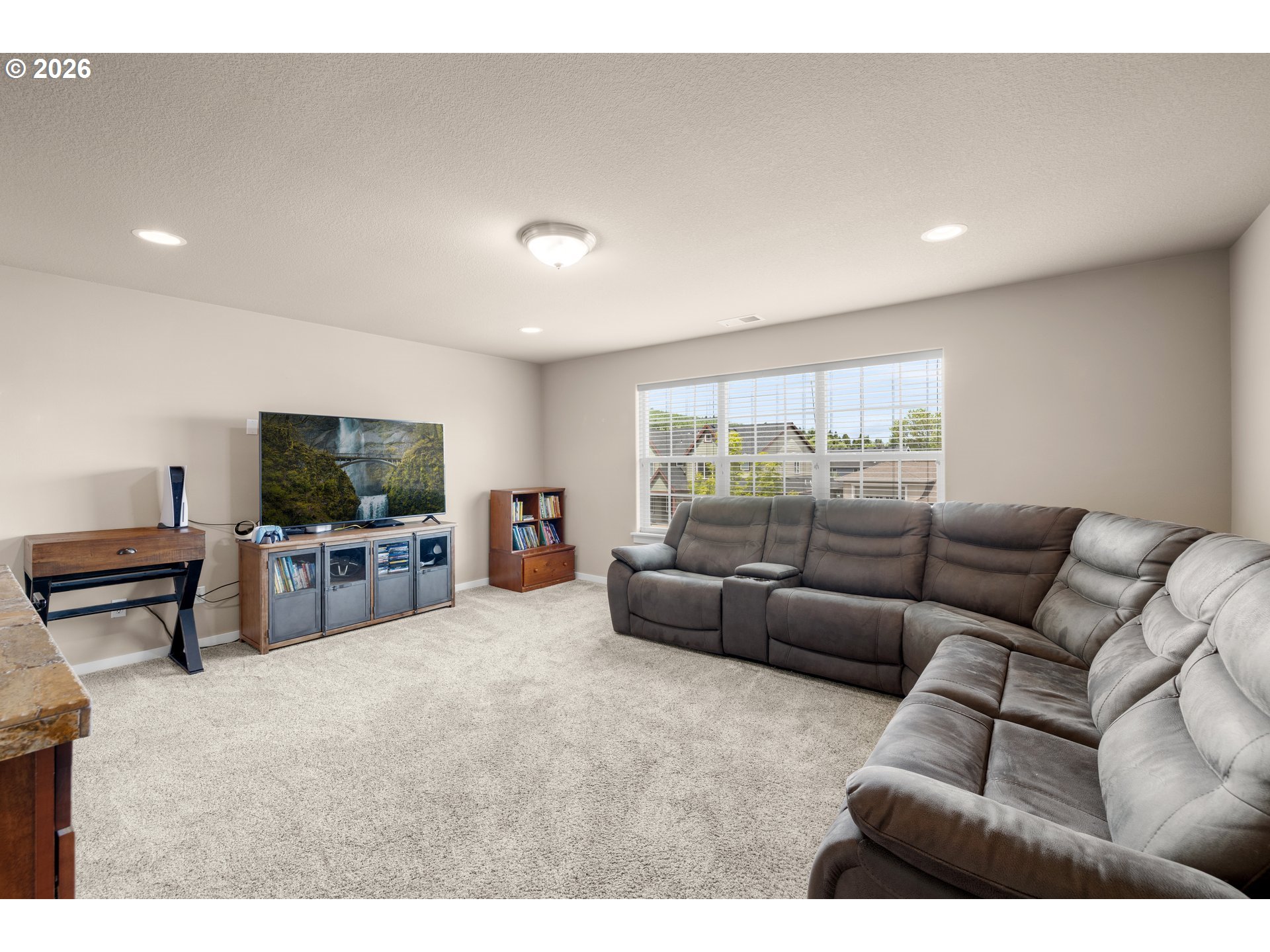 906 36th Pl Property Photo 18