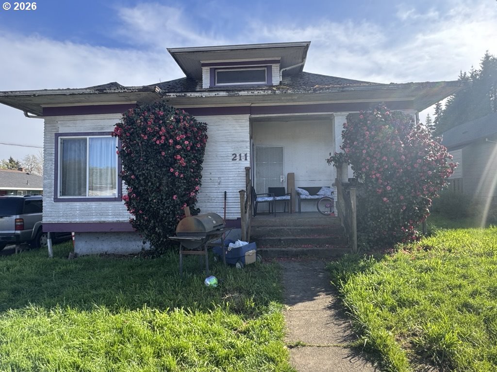211 Church St Property Photo 1