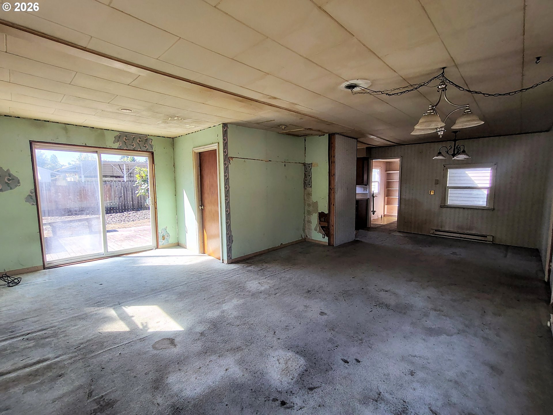 648 Sw Arthur St Property Photo 6