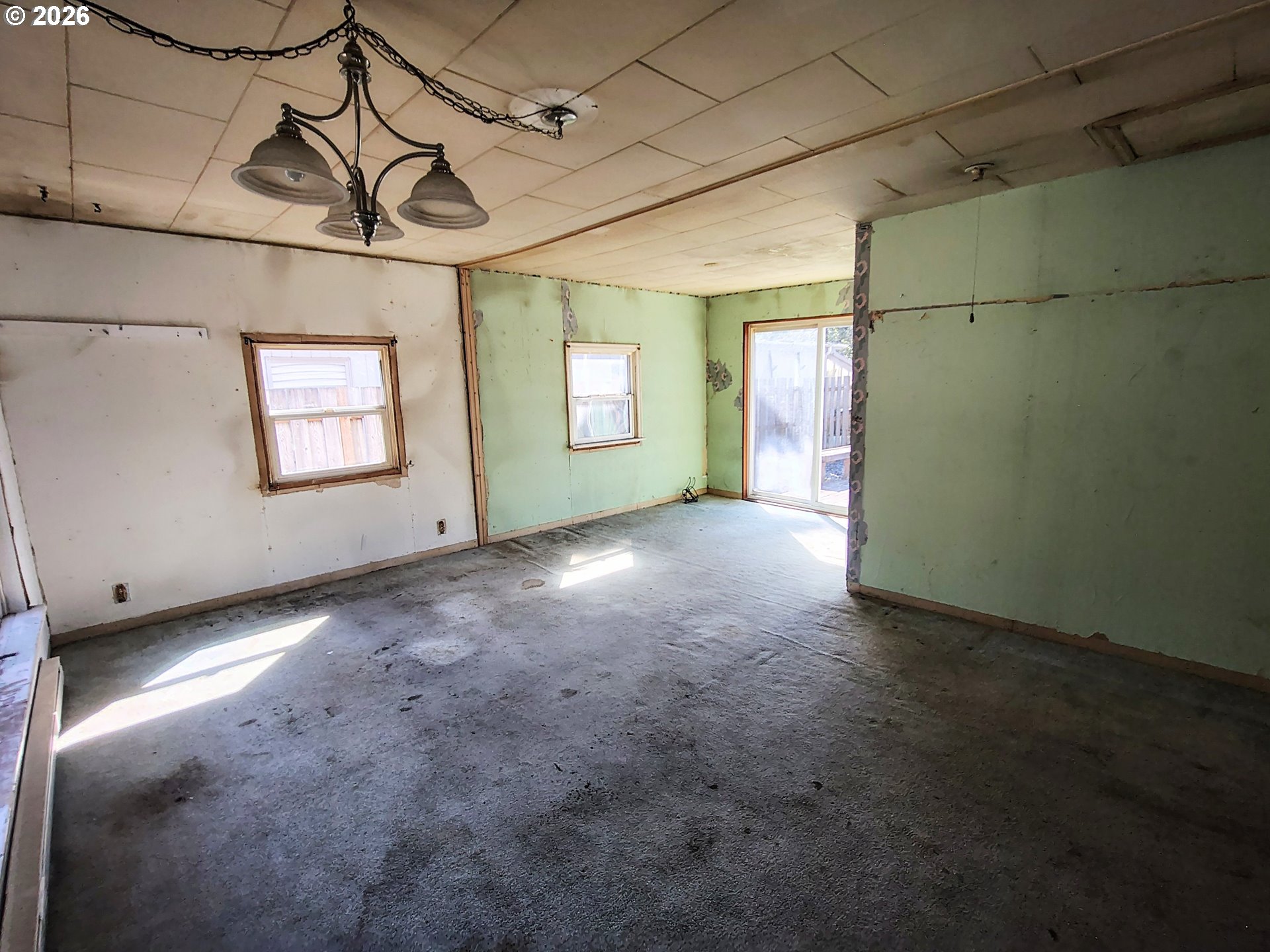 648 Sw Arthur St Property Photo 7