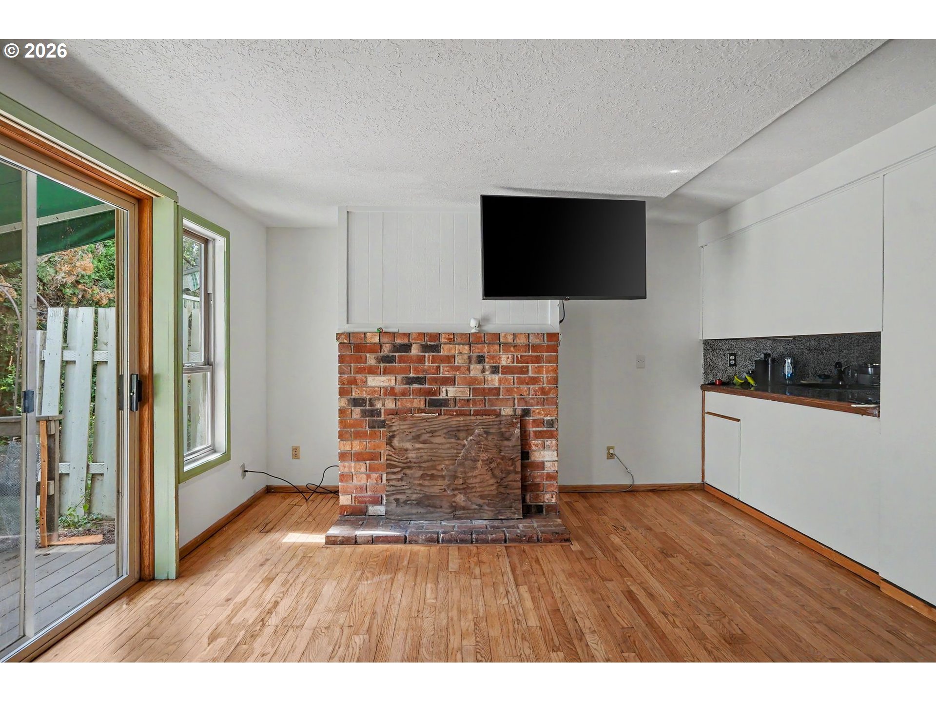 3776 Ne Auburn Rd Property Photo 6