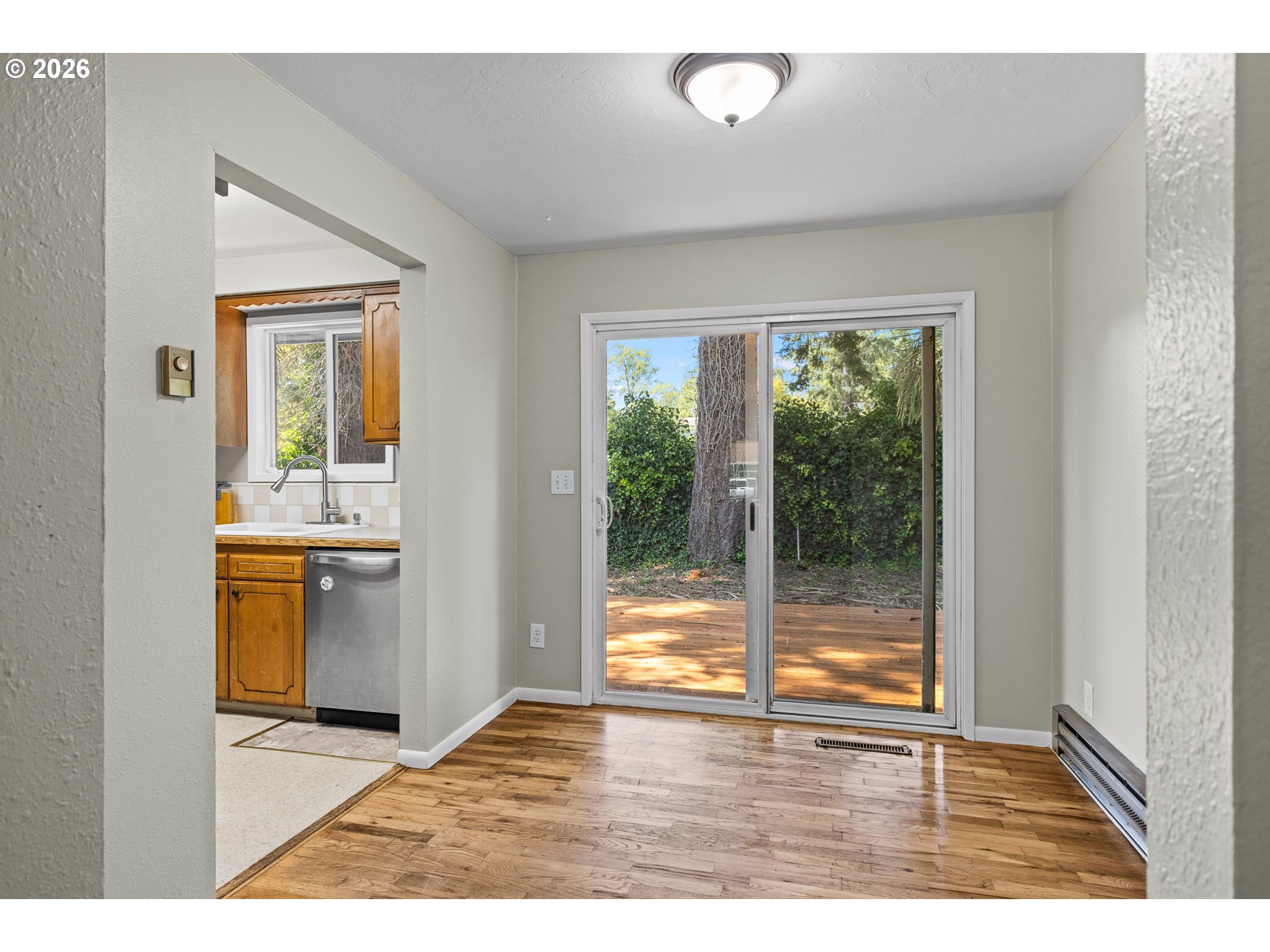 3680 Pine St Property Photo 8