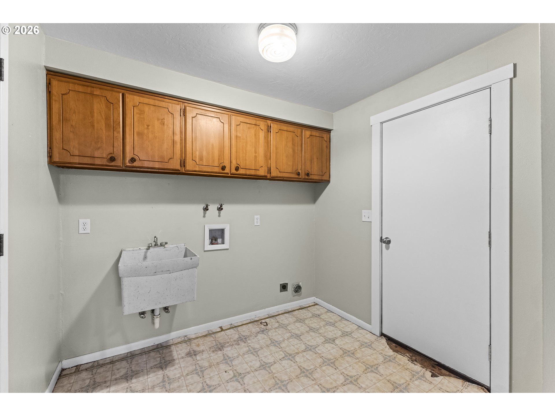 3680 Pine St Property Photo 15