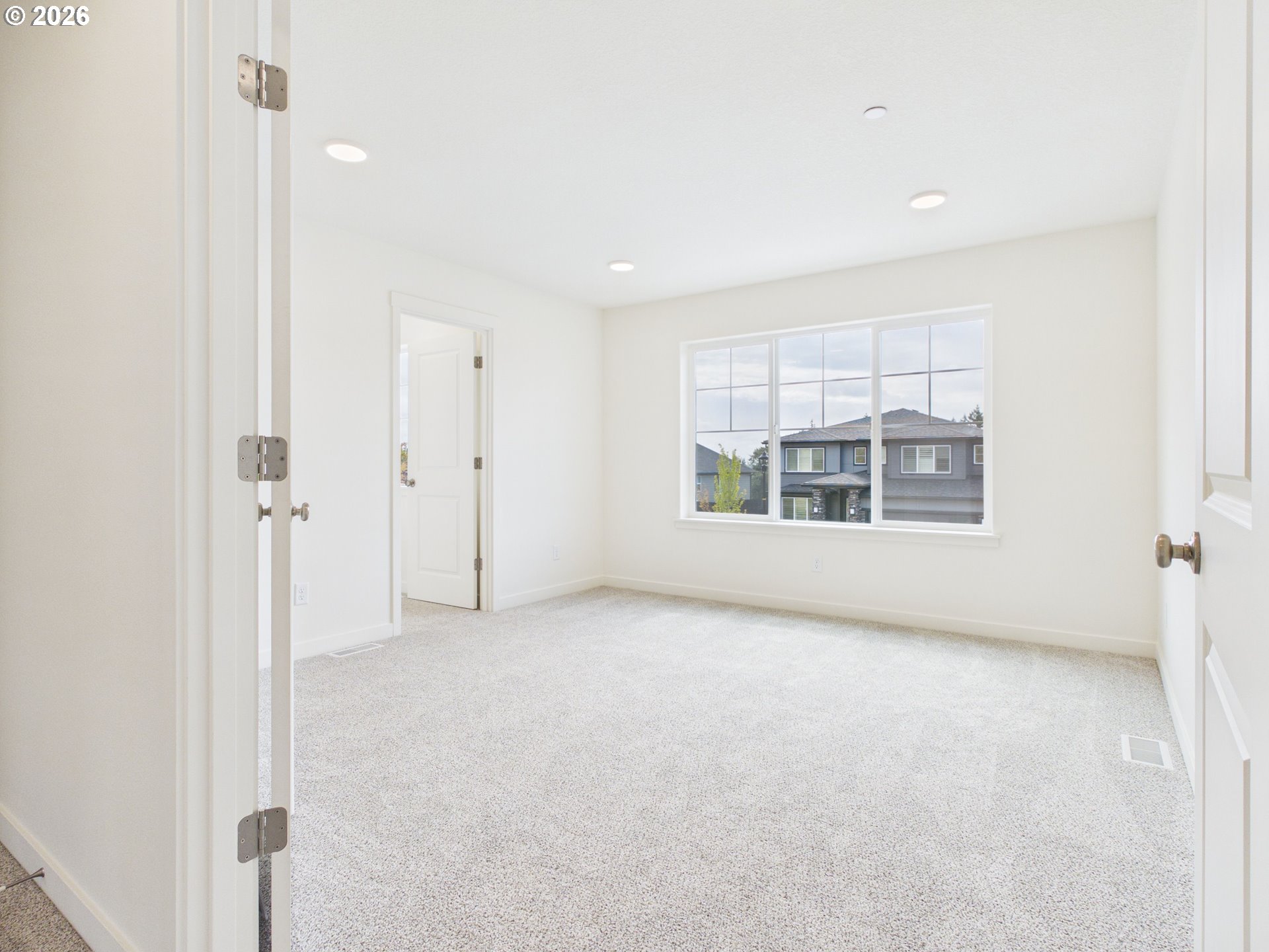131 W 20th Way Property Photo 15