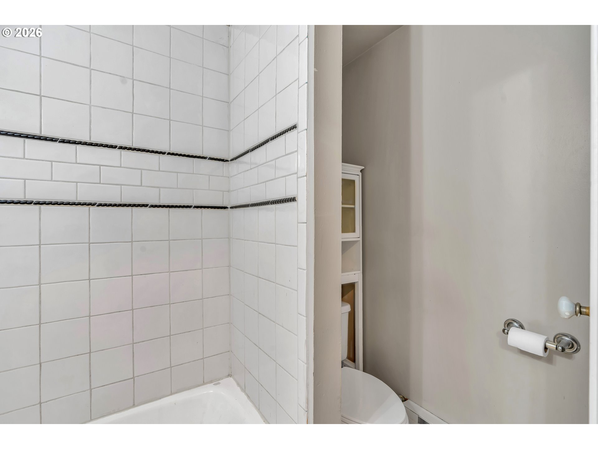 1811 Nw Couch St 207 Property Photo 18