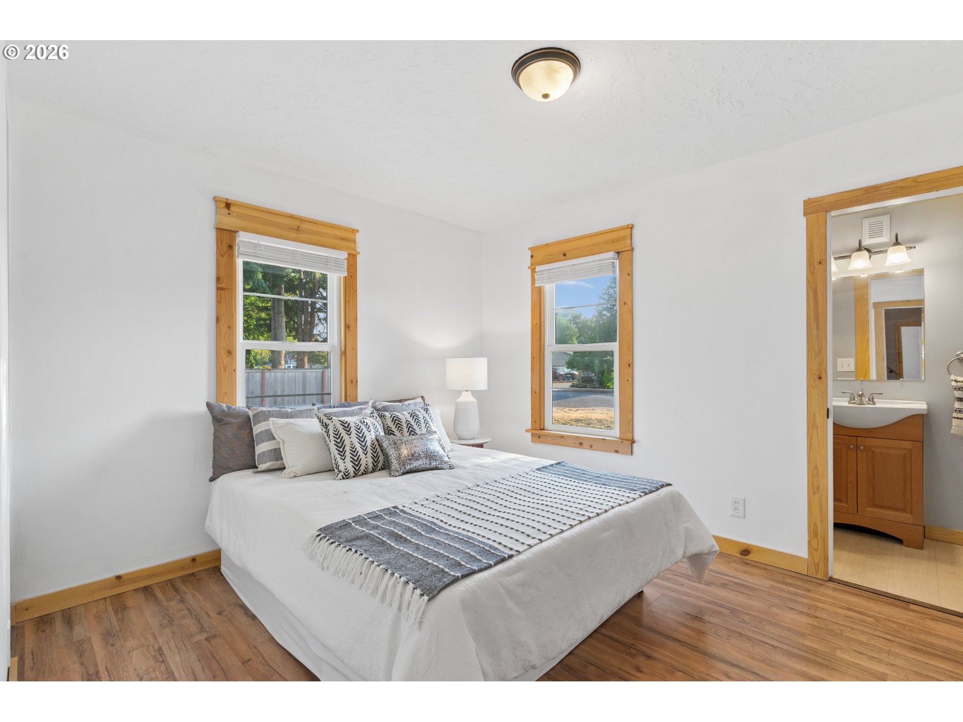 1520 N Maple St Property Photo 15
