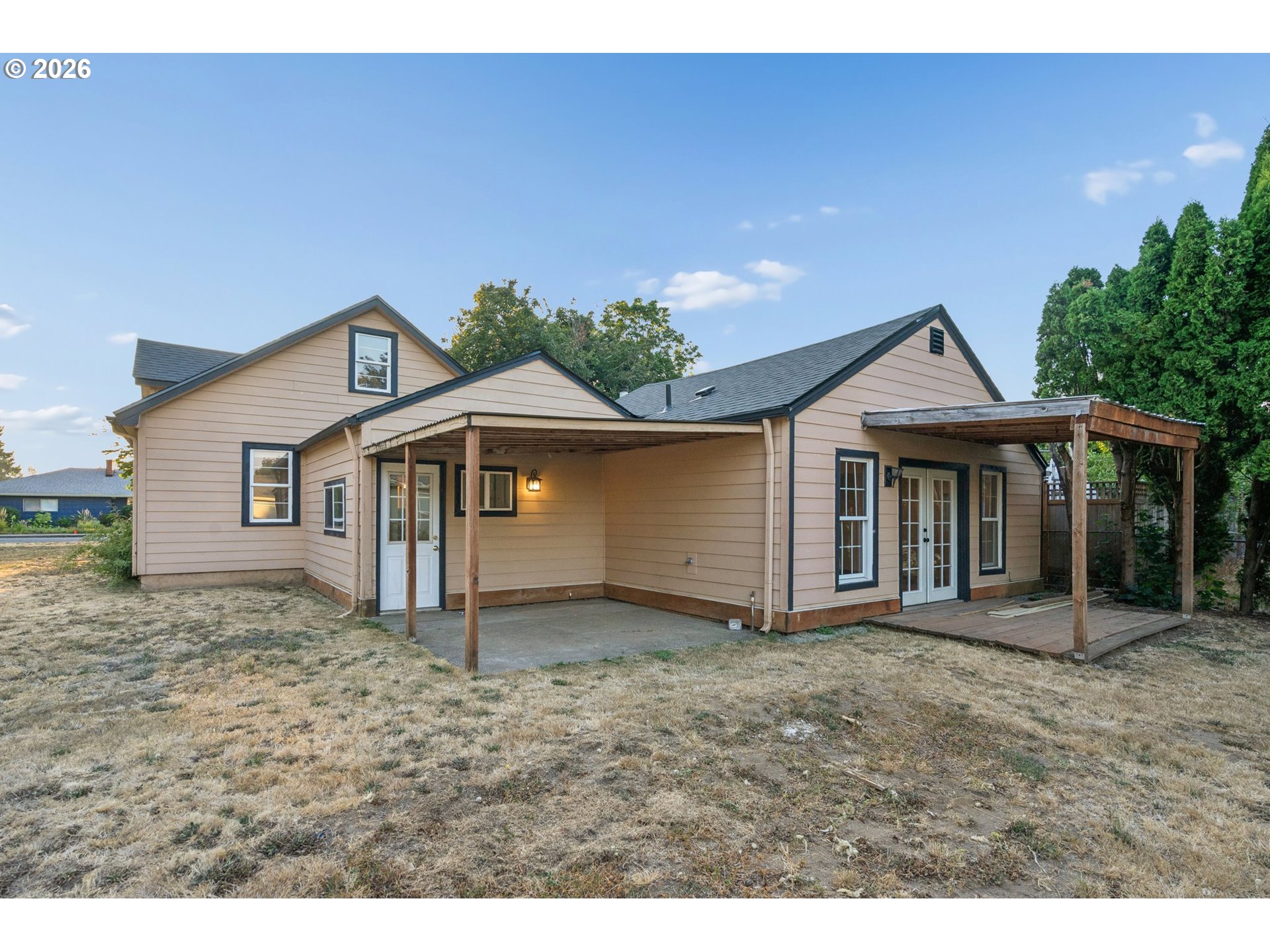 1520 N Maple St Property Photo 33