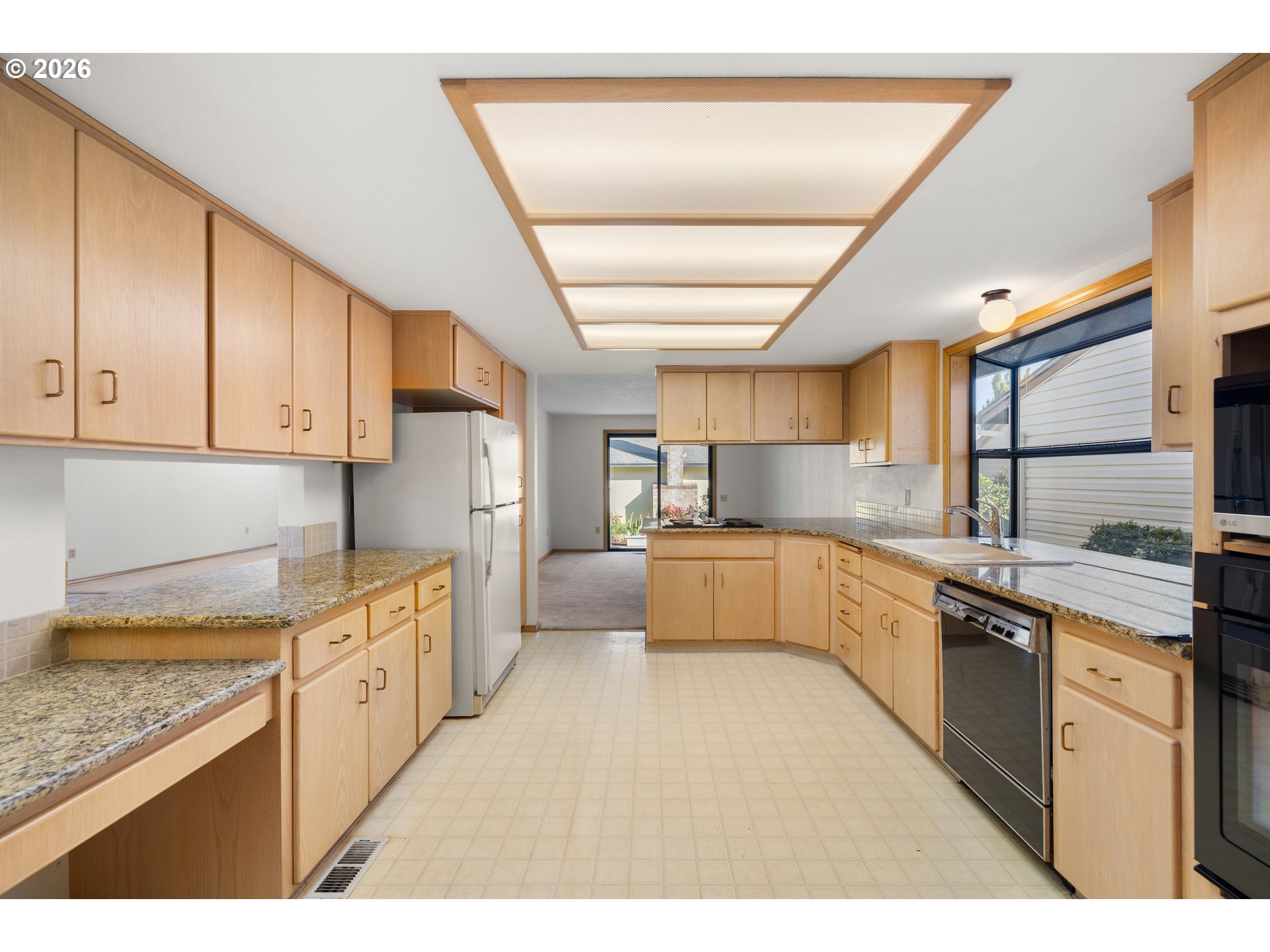15705 Ne Eugene St Property Photo 15