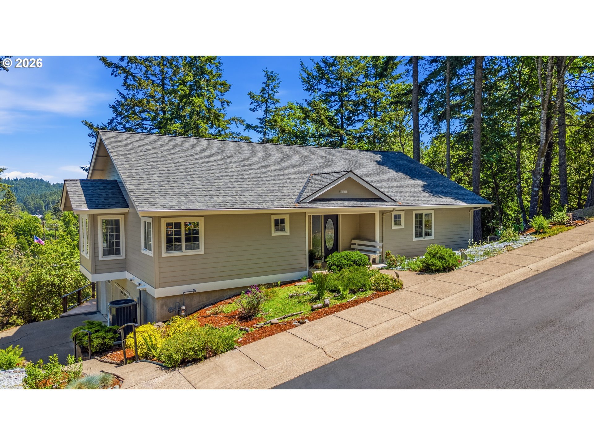 151 ROCKRIDGE LOOP Property Photo 1