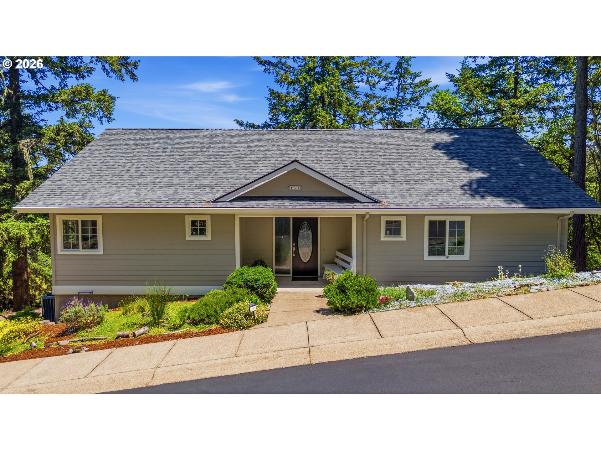 151 Rockridge Loop Property Photo 3
