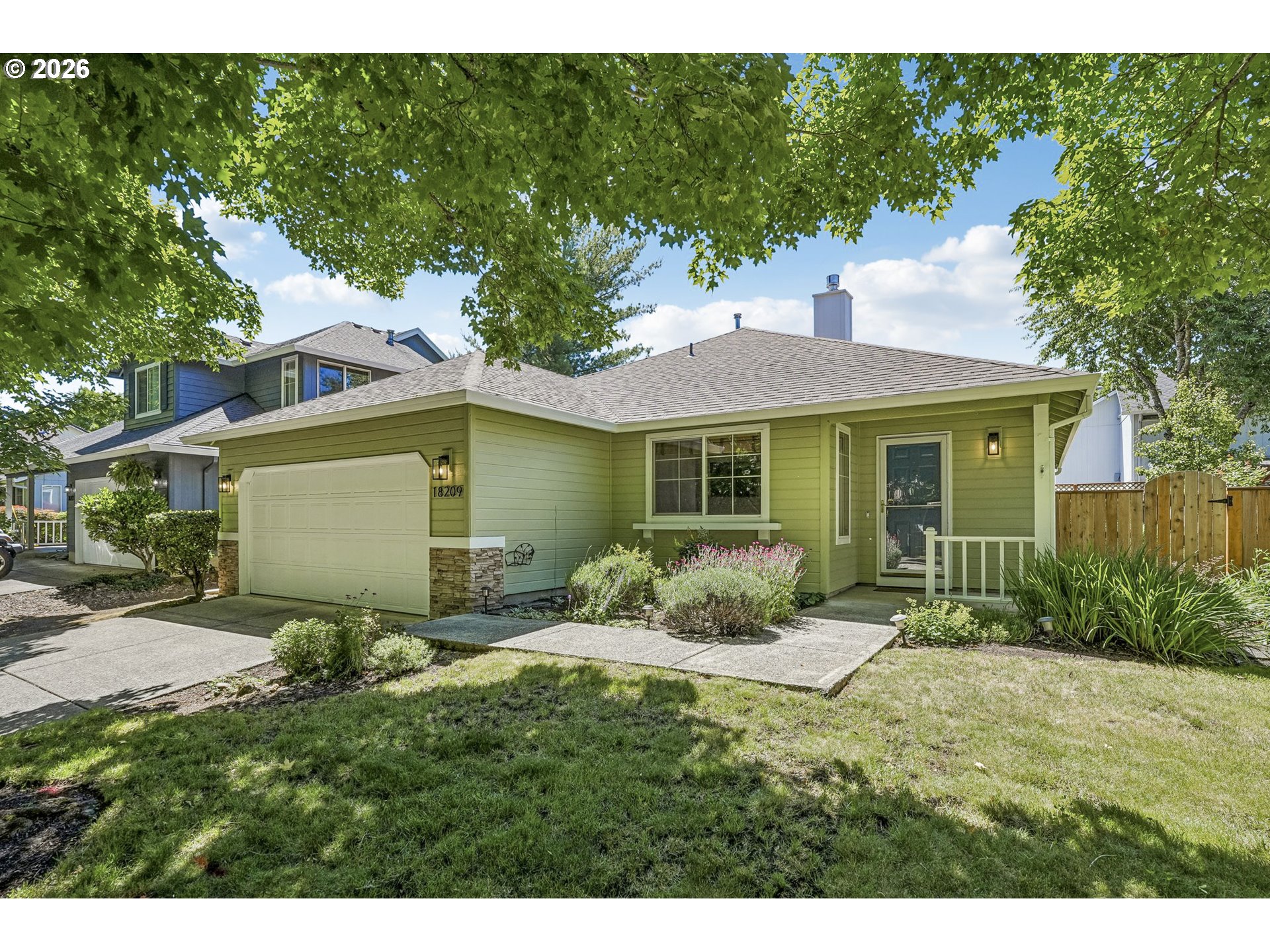 18209 Se 18th St Property Photo 1
