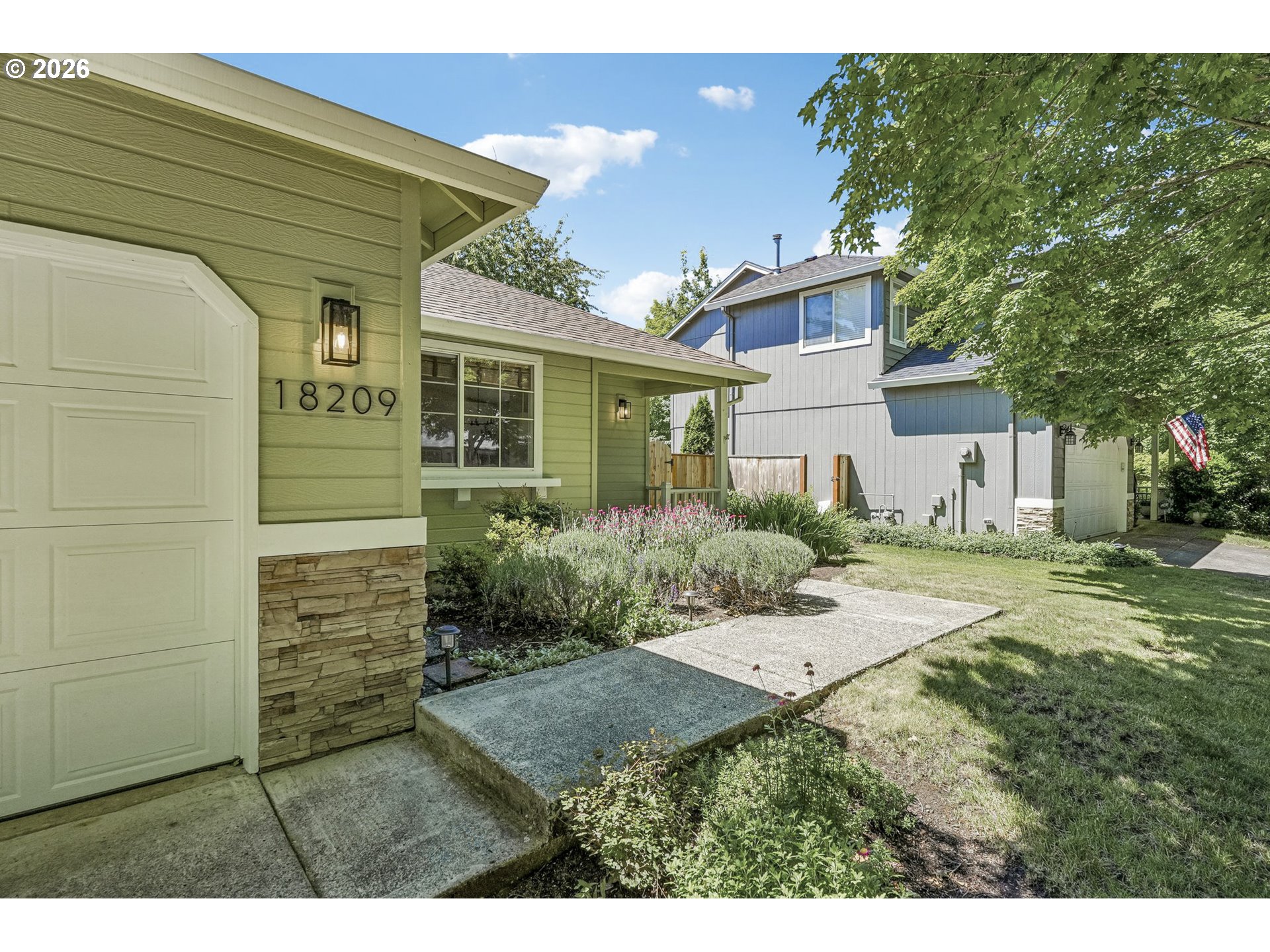 18209 Se 18th St Property Photo 3