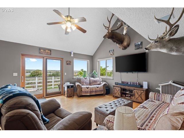 81850 Wilcox Ln Property Photo 6