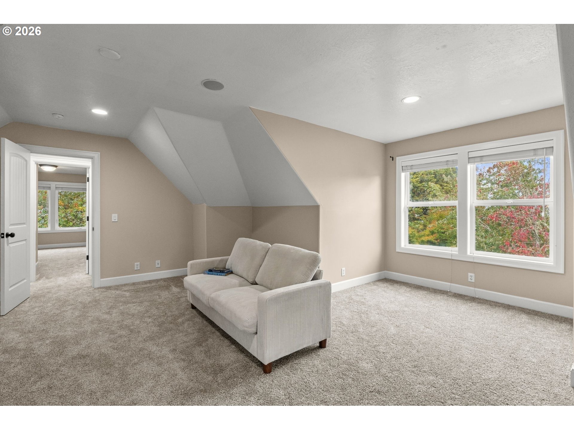 1133 Skylark Ln Property Photo 27