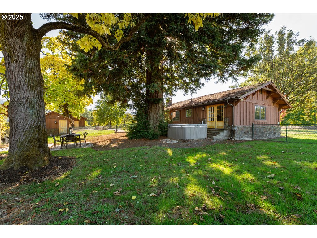 8690 Lookingglass Rd Property Photo 30