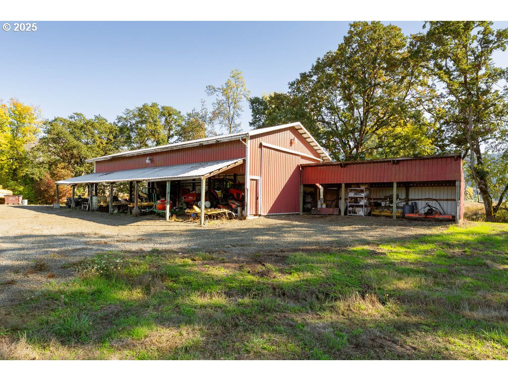 8690 Lookingglass Rd Property Photo 33