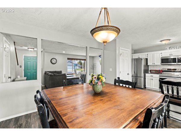 1580 Misty Dr Property Photo 15