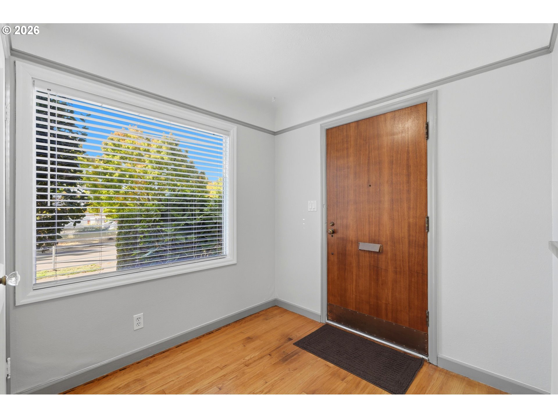 2915 Kauffman Ave Property Photo 4