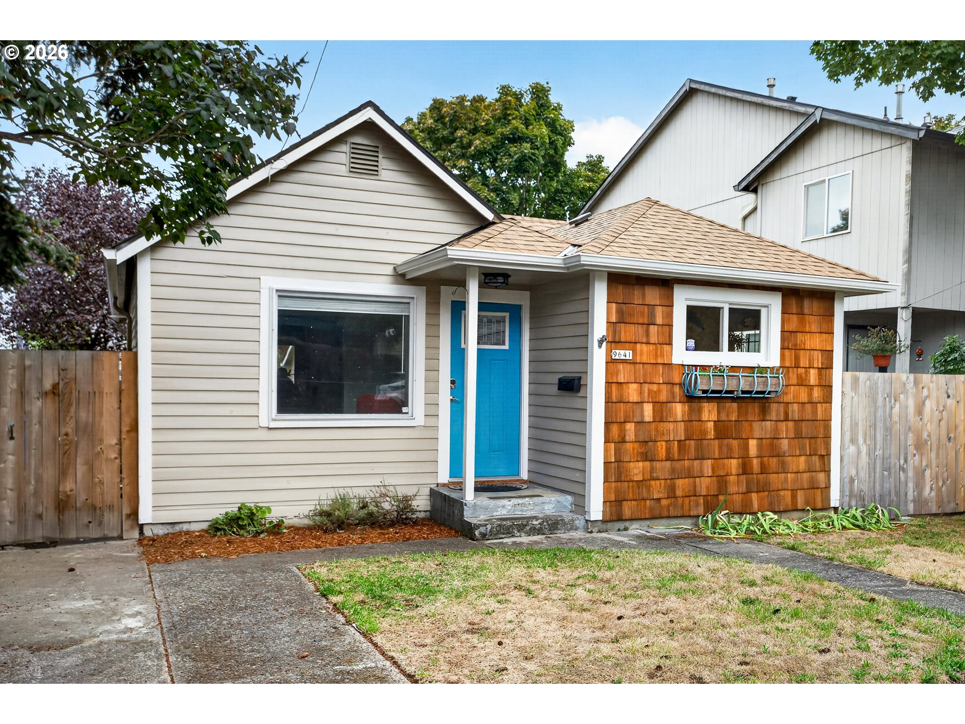 9641 Se Yukon St Property Photo 1
