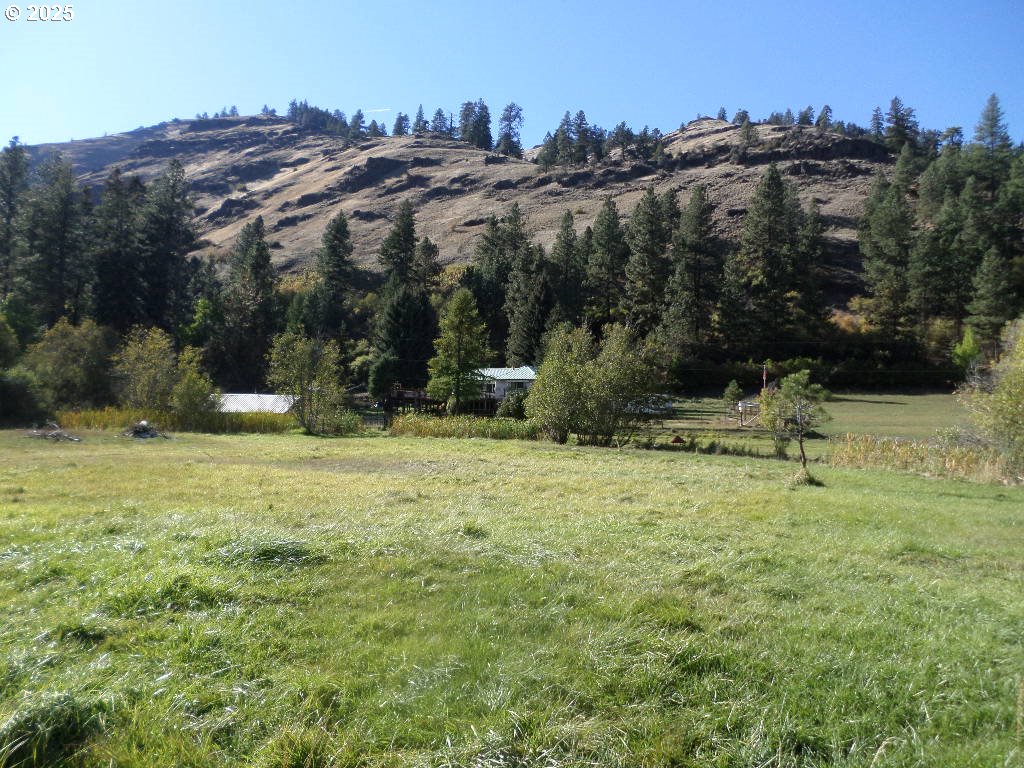 59075 Upper Imnaha Rver Rd Property Photo 11