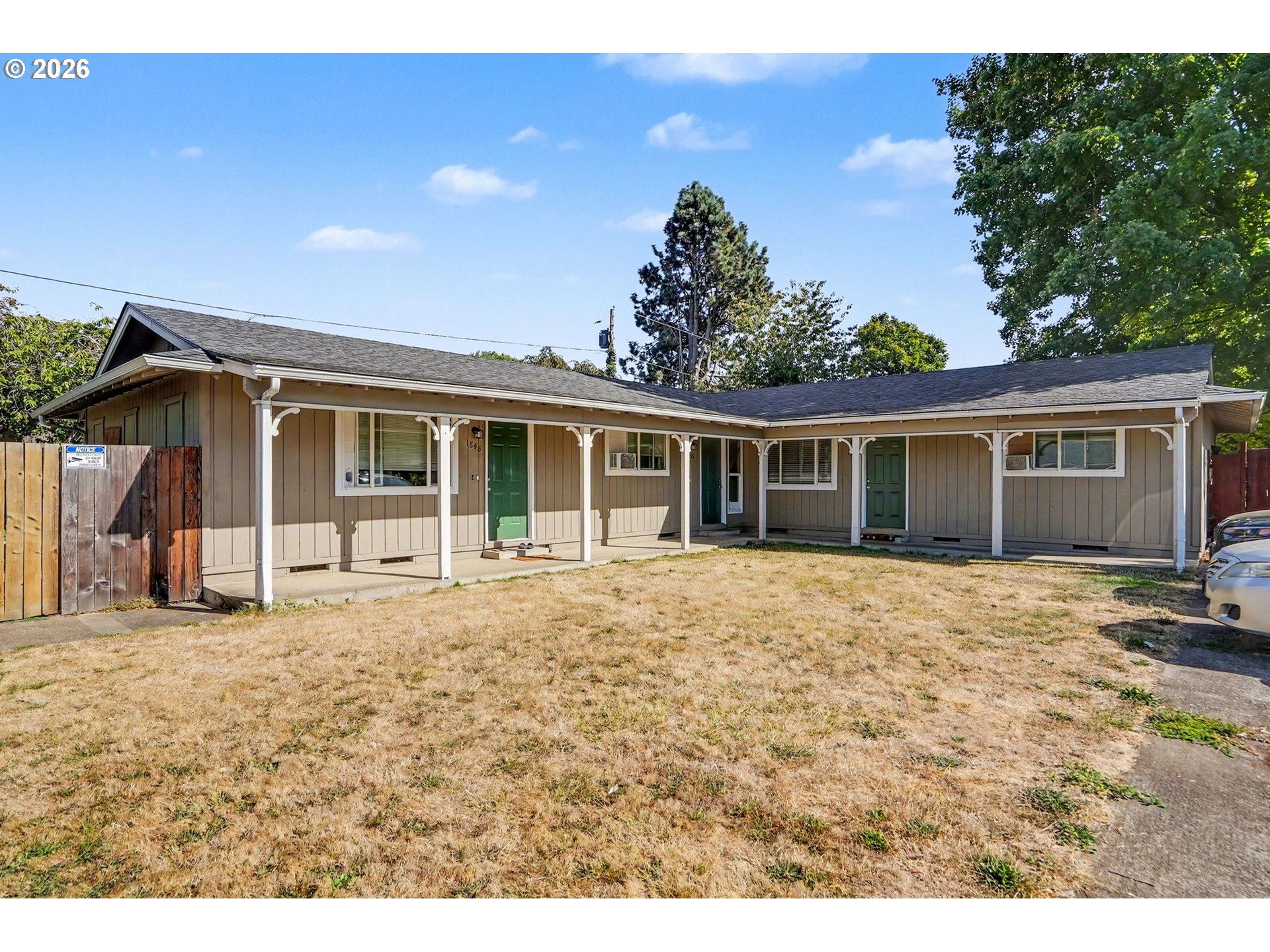 1848 Lansing Ave Ne Property Photo 1
