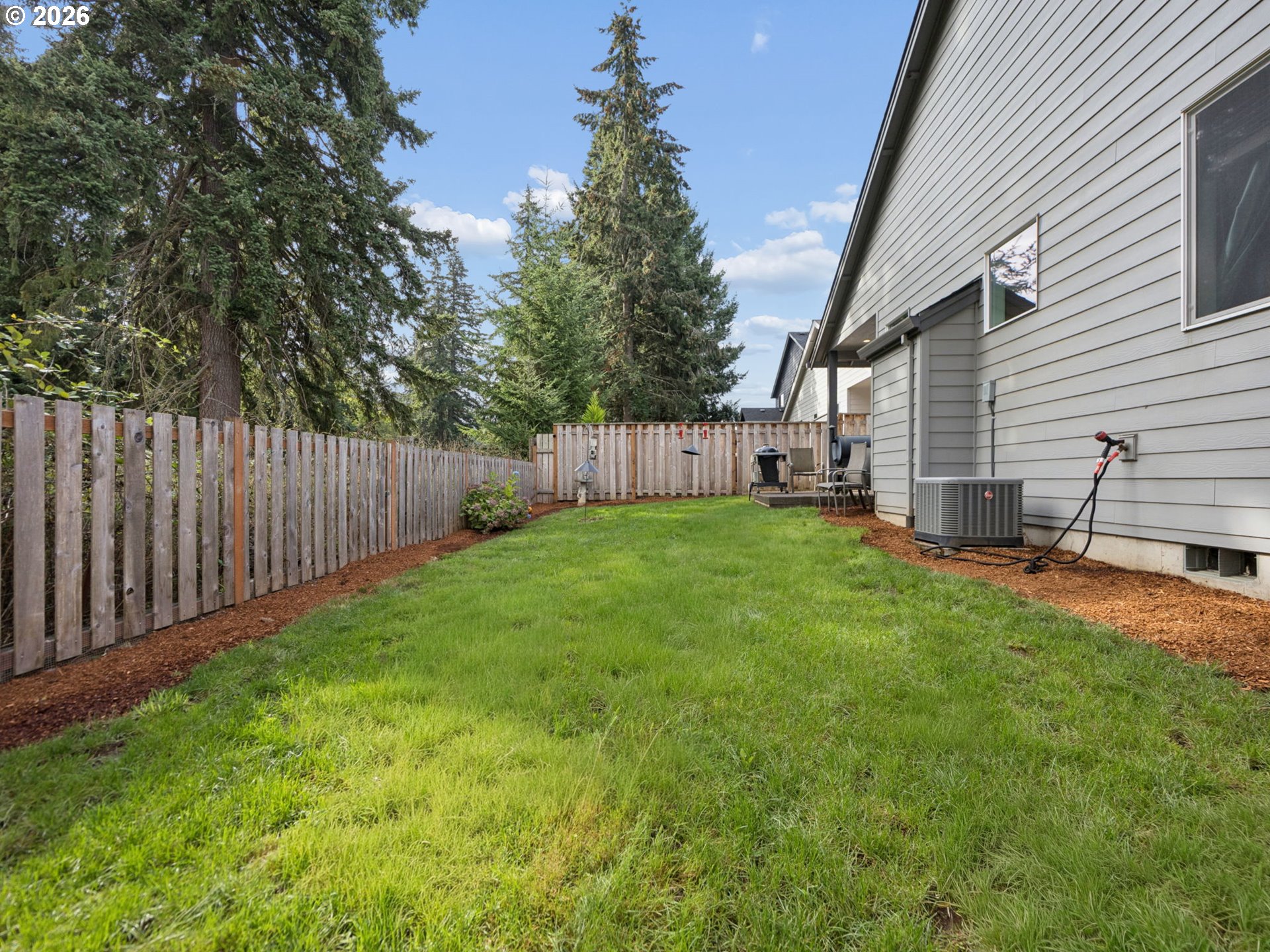 1090 Ne Regan Hill Loop Property Photo 42