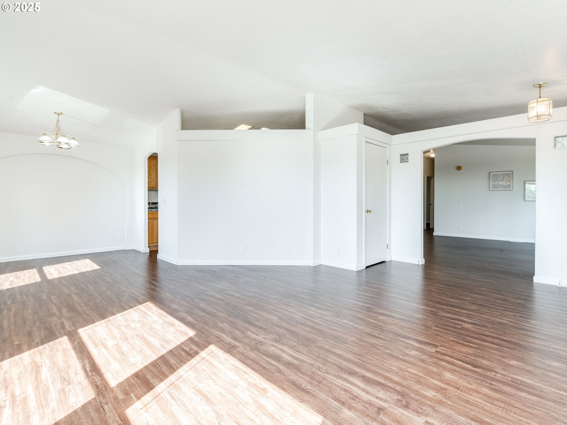 1712 Mount Pleasant Rd Property Photo 6